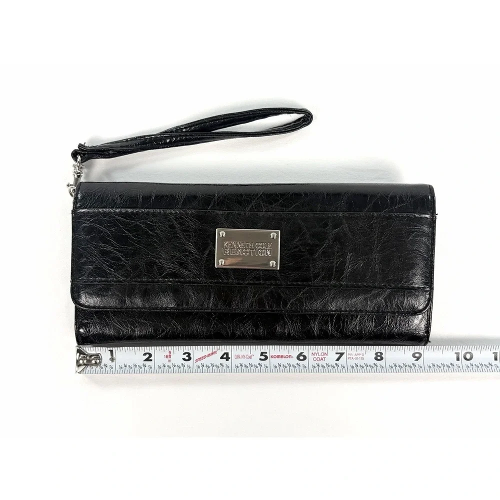 Kenneth Cole Reaction Black Faux Leather Clutch Wallet Wristlet Zip Pocket